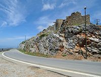 Le village d’Avdou en Crète. Les moulins du Col des Vignes au plateau du Lassithi. Cliquer pour agrandir l'image dans Adobe Stock (nouvel onglet).