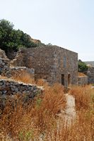 L’île de Spinalonga en Crète. Le village turc de Spinalonga. Cliquer pour agrandir l'image dans Adobe Stock (nouvel onglet).