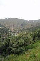Le village de Plakias en Crète. Les villages de Rodakino et le mont Kryoneritis. Cliquer pour agrandir l'image dans Adobe Stock (nouvel onglet).