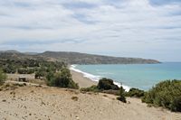 Le village de Tympaki en Crète. La plage de Kommos. Cliquer pour agrandir l'image dans Adobe Stock (nouvel onglet).