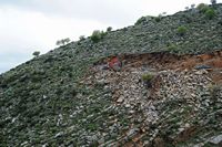Le village de Zoniana en Crète. Carrière de calcaire en plaquettes près de Zoniana. Cliquer pour agrandir l'image dans Adobe Stock (nouvel onglet).