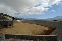 Le plateau du Lassithi en Crète. Amélioration du drainage du plateau. Cliquer pour agrandir l'image dans Adobe Stock (nouvel onglet).