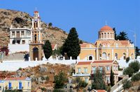 L’île de Symi en mer Égée. L'église de la ville haute de Symi. Cliquer pour agrandir l'image.
