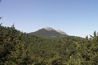 Le mont Akramitis à Rhodes. Cliquer pour agrandir l'image.