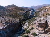 Le village d’Amari en Crète. Les gorges de Messa (auteur Géoparc du Psiloritis). Cliquer pour agrandir l'image.