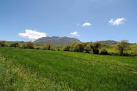 Le village d’Amari en Crète. Le mont Kedros et le mont Saint-Esprit vus depuis le plateau du Gious Kampos. Cliquer pour agrandir l'image.