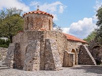 Le village d’Amari en Crète. L'église Saint-Jean l'Évangéliste à Fotis près de Gerakari (auteur C. Messier). Cliquer pour agrandir l'image.