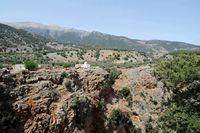 Le village d’Anopoli en Crète. Les gorges d'Aradaina. Cliquer pour agrandir l'image.