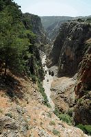 Le village d’Anopoli en Crète. Les gorges d'Aradaina. Cliquer pour agrandir l'image.