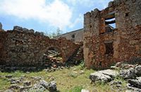 Le village d’Anopoli en Crète. Les ruines du village d'Aradaina. Cliquer pour agrandir l'image.