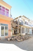 Le village d'Arkalochori en Crète. Dégâts du séisme du 27 septembre 2021. Cliquer pour agrandir l'image.