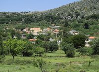 Le village de Marathos en Crète. Le village de Kamariotis (auteur C. Messier). Cliquer pour agrandir l'image.