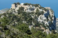 Le village et le château de Monolithos sur l’île de Rhodes. Forteresse de Monolithos. Cliquer pour agrandir l'image.