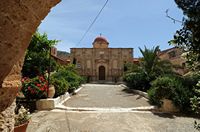 La presqu’île de l’Akrotiri en Crète. L'église du monastère du Gouverneto. Cliquer pour agrandir l'image.
