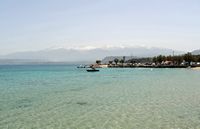 La presqu’île de l’Akrotiri en Crète. La jetée du port de Marathi. Cliquer pour agrandir l'image.