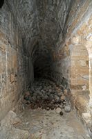 Les fortifications d’Héraklion en Crète. Réserve de boulets de la forteresse. Cliquer pour agrandir l'image.