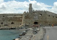 La ville d’Héraklion en Crète. Le nord-est de la forteresse de Koulès. Cliquer pour agrandir l'image.