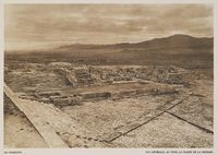 Le palais de Phaistos en Crète. La façade ouest en 1919 (auteur Frédéric Boissonnas). Cliquer pour agrandir l'image.
