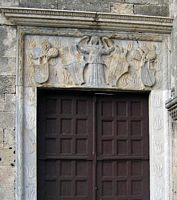 A cidade medieval de Rodes - Porta do Castellania à Rodes. Clicar para ampliar a imagem.
