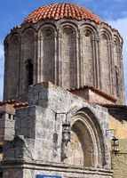 A cidade medieval de Rodes - Igreja Ágios Georgios à Rodes. Clicar para ampliar a imagem.