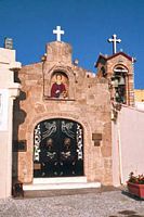 De middeleeuwse stad Rhodos - Kerk Saint-Panteleimon in Rhodos. Klikken om het beeld te vergroten.