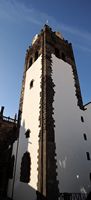 La cathédrale de Funchal à Madère. Clocher de la cathédrale. Cliquer pour agrandir l'image dans Adobe Stock (nouvel onglet).