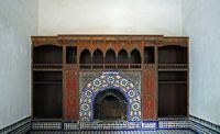 Le palais de la Bahia à Marrakech au Maroc. Cheminée salle du conseil. Cliquer pour agrandir l'image.