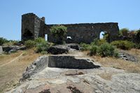Le site archéologique d'Héraclée en Anatolie. Le château byzantin. Cliquer pour agrandir l'image dans Adobe Stock (nouvel onglet).