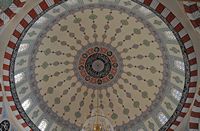 La presqu'île de Bodrum en Anatolie. Plafond de la mosquée de Turgut Reis. Cliquer pour agrandir l'image dans Adobe Stock (nouvel onglet).