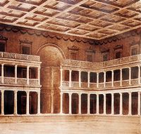 Le quartier du théâtre d'Éphèse en Anatolie. Reconstitution de la bibliothèque de Celsus. Cliquer pour agrandir l'image.