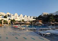 L'hôtel Salmakis à Bodrum en Anatolie. Piscine. Cliquer pour agrandir l'image.