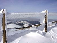 Le Puy de Dôme en Auvergne. en hiver. Cliquer pour agrandir l'image.
