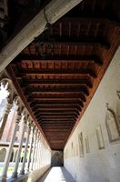 Le couvent franciscain de Palma de Majorque. Galerie nord du cloître. Cliquer pour agrandir l'image dans Adobe Stock (nouvel onglet).