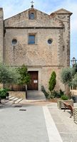 Stadt Banyalbufar Mallorca - Kirche der Geburt Christi. Klicken, um das Bild in Adobe Stock zu vergrößern (neue Nagelritze).