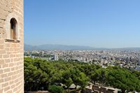 A cidade de Palma de Maiorca - Palma vista do castelo de Bellver. Clicar para ampliar a imagem em Adobe Stock (novo guia).