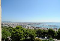 La città di Palma di Maiorca - Palma di Majorca vista dal castello di Bellver. Clicca per ingrandire l'immagine in Adobe Stock (nuova unghia).