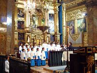 Le monastère de Lluc à Majorque. Chorale « Els Blauets ». Cliquer pour agrandir l'image.