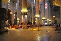 A catedral de Palma de Maiorca - Nave lateral do norte. Clicar para ampliar a imagem.