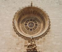 O mosteiro franciscano de Palma de Maiorca - Oculus major basílica de São Francisco. Clicar para ampliar a imagem.