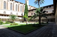 Le couvent franciscain de Palma de Majorque. Jardin du monastère. Cliquer pour agrandir l'image.