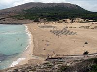 Het dorp Cala Mesquida in Majorca - Het strand van Cala Mesquida (auteur Olaf Tausch). Klikken om het beeld te vergroten.
