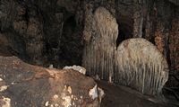 De grotten van Artà in Majorca - De zaal van het Paradijs. Klikken om het beeld te vergroten.