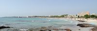 La localidad de Sa Coma Mallorca - Sa Coma vista de la Punta de Amer. Haga clic para ampliar la imagen.