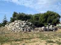 Le village de Sa Coma à Majorque. Le talayot de na Pol (auteur Olaf Tausch). Cliquer pour agrandir l'image.