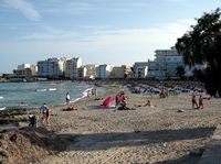 Le village de S'Illot à Majorque. La plage de Cala Moreia (auteur Olaf Tausch). Cliquer pour agrandir l'image.