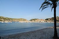 A aldeia de Port de Sóller em Maiorca - Praia des Través ao Port de Sóller. Clicar para ampliar a imagem.
