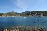 A aldeia de Port de Sóller em Maiorca - O porto de Sóller visto desde o Cap Gros. Clicar para ampliar a imagem.