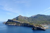 Port de Sóller in Mallorca - The promontory northeast. Click to enlarge the image.