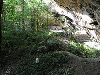 Les grottes des Harpons (Hams) à Majorque. Entrée des grottes. Cliquer pour agrandir l'image.