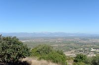 O santuário de Cura de Randa em Maiorca - O noroeste da ilha visto desde o terraço do nordeste. Clicar para ampliar a imagem.